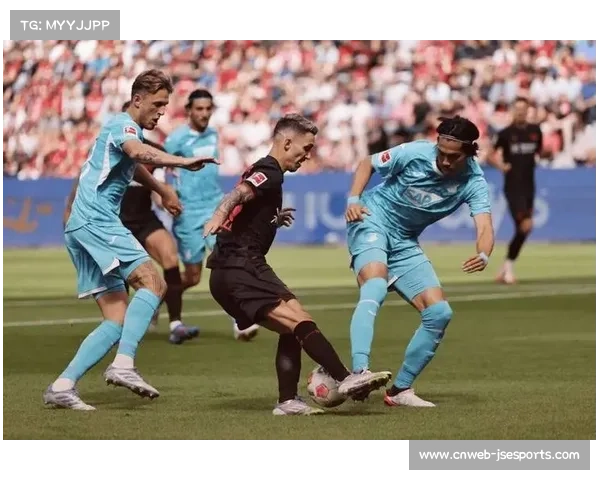 霍芬海姆2-2战平法兰克福,克拉马里奇救主 霍芬海姆2-2战平法兰克福,克拉马里奇救主